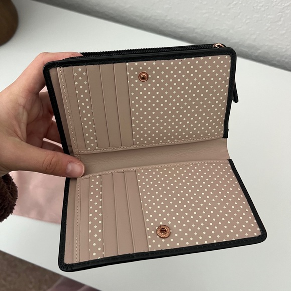 RADLEY LONDON Heritage Medium Bifold Black Wallet with Pink Dust Bag - Picture 7 of 9